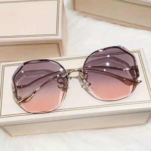 😎2/$30 Gradient Pink Rimless Octangular Sunglasses - Women’s